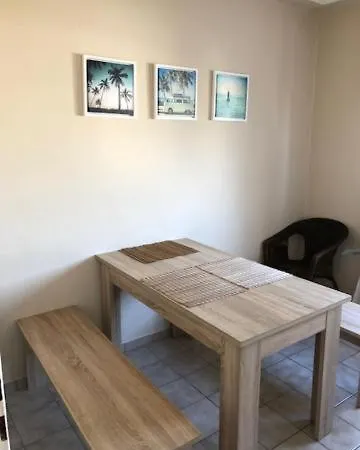 Solana Monteur 아파트 브로덴바흐